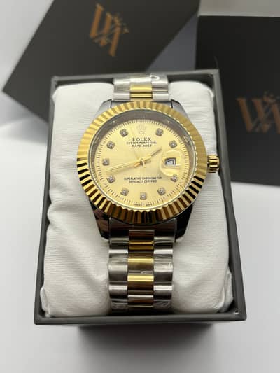 ROLEX luxury GOLDEN dial