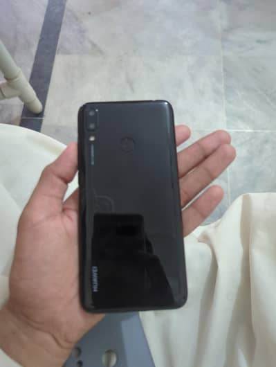 HuAwEl y7 prime 2019
