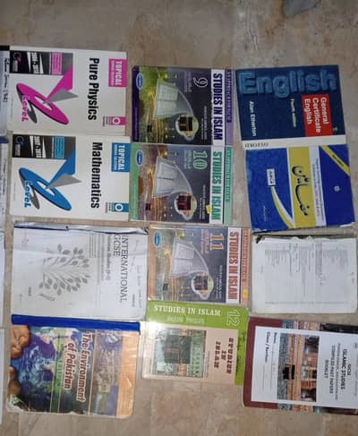 Edexcel Olevels Books for Sale in 9/10 condition.
