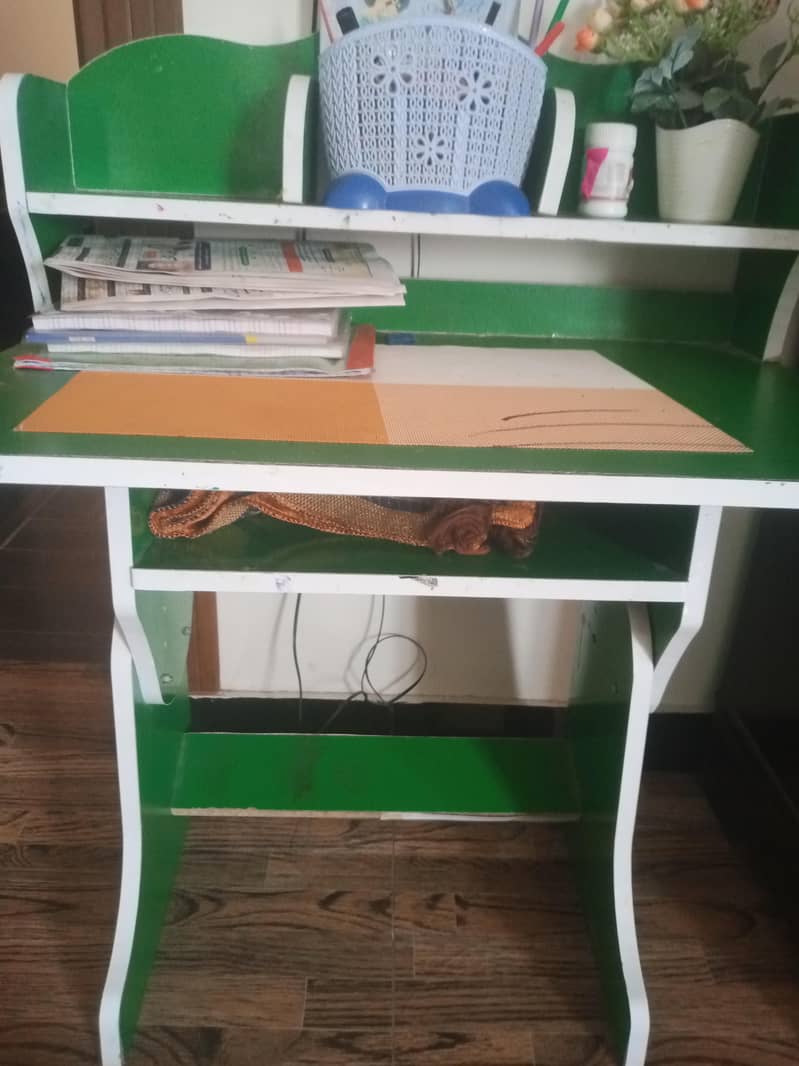 kids study table 2