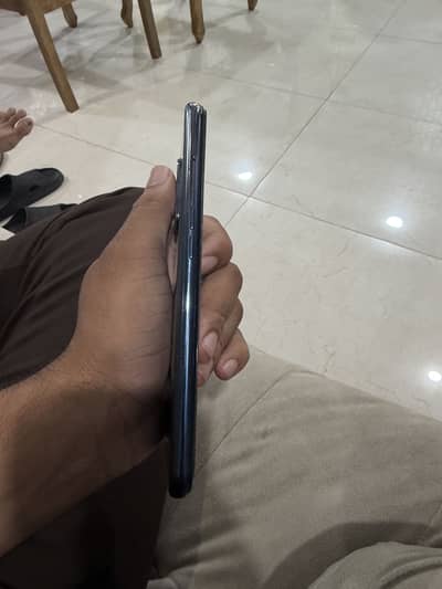One Plus Nord N200 ( 4 ram & 64 gb)