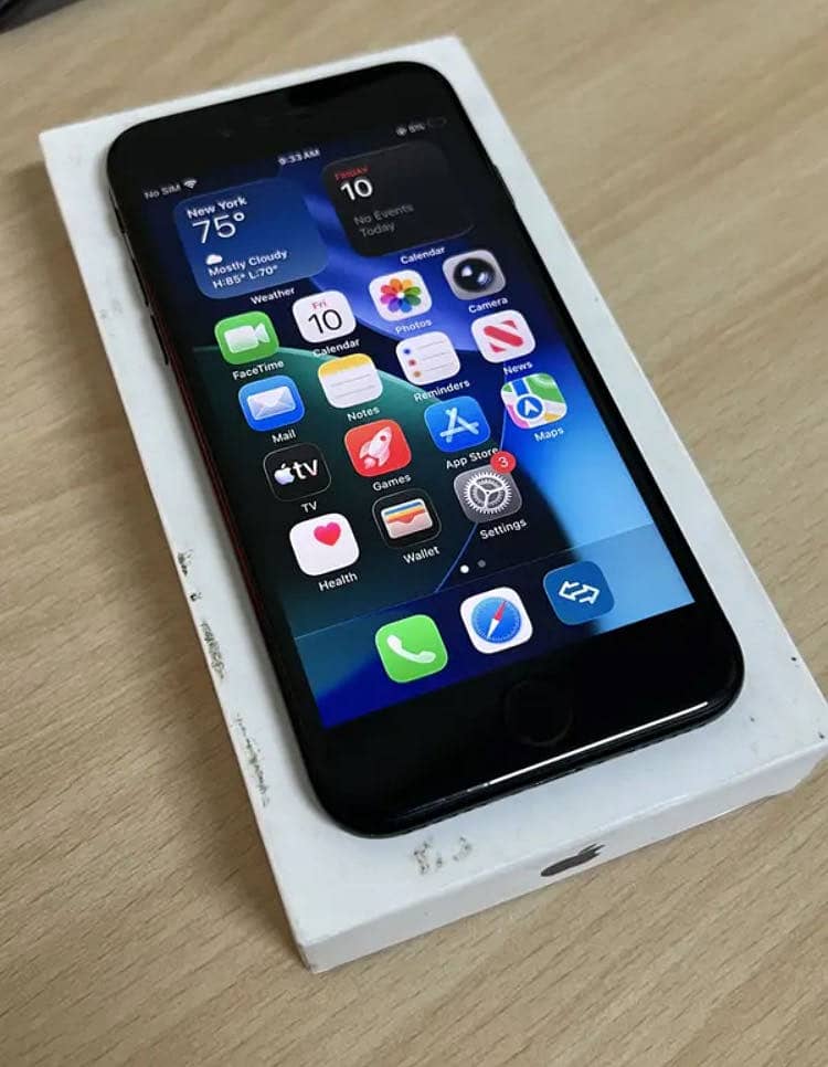 Apple iPhone SE 3rd generation 7