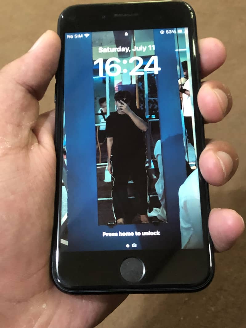 Apple iPhone SE 3rd generation 9