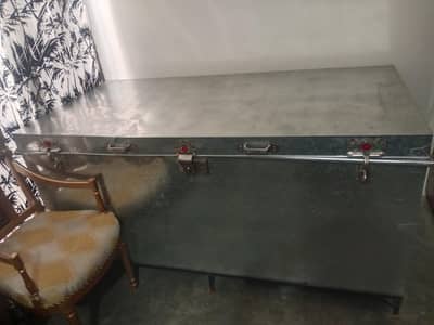 iron petti with stand