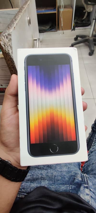 iphone se 3rd wranti officel
