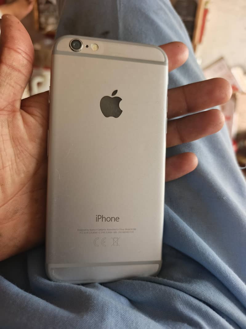 Apple iPhone 6 6