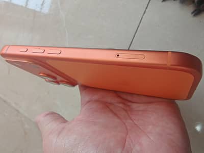 Apple iPhone 17 Pro - Still in Warranty