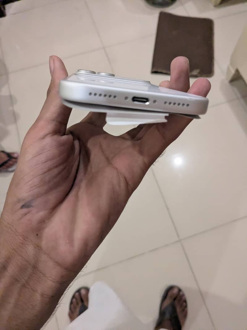 Apple iPhone 17 Pro Max 2