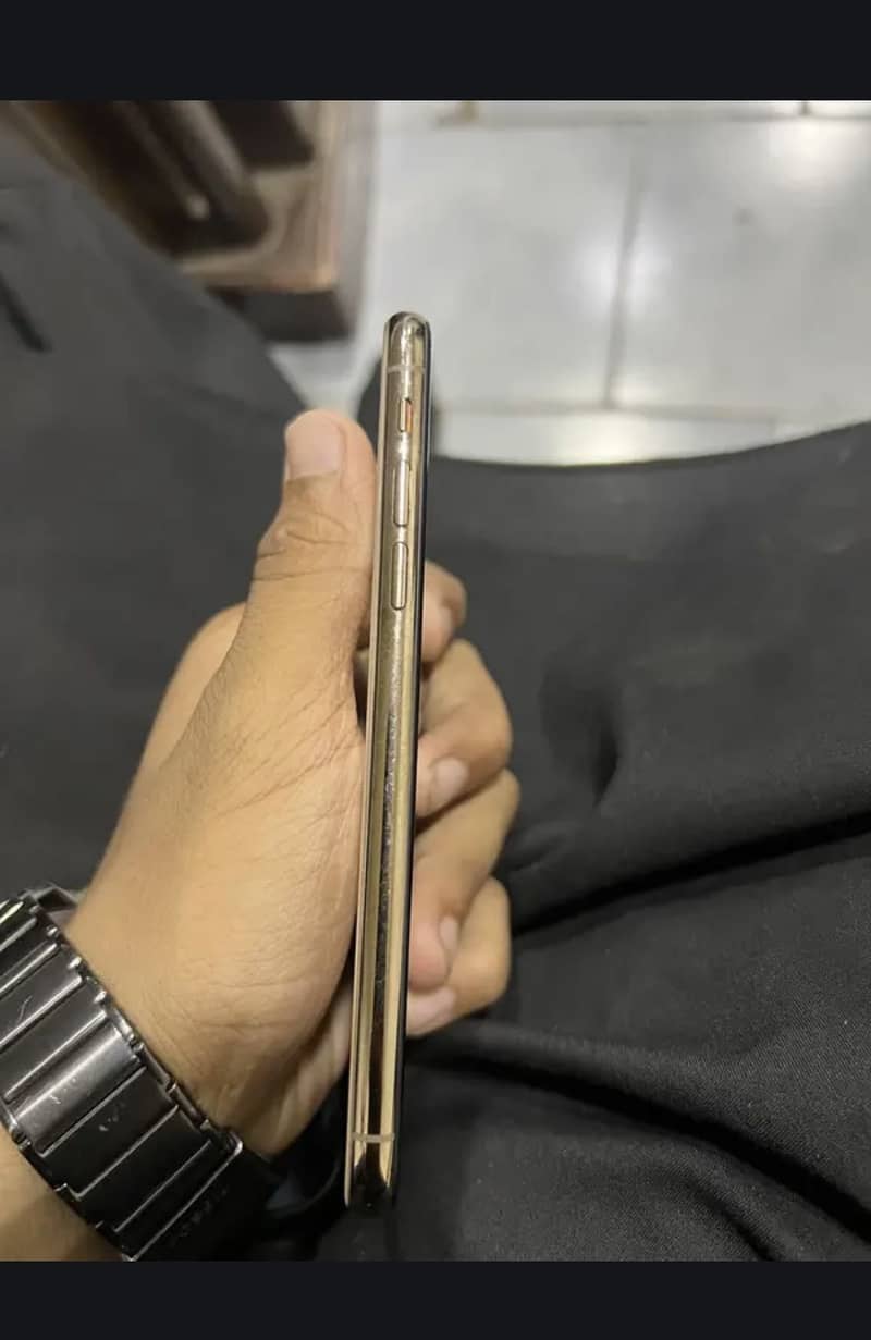 iPhone XS 1