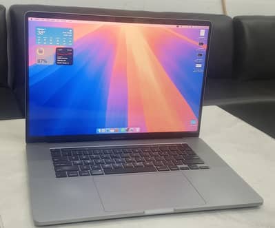 Macbook pro 2019 i7 16" screen 32gb Ram 500 Ssd and 4 gb Grafic Card