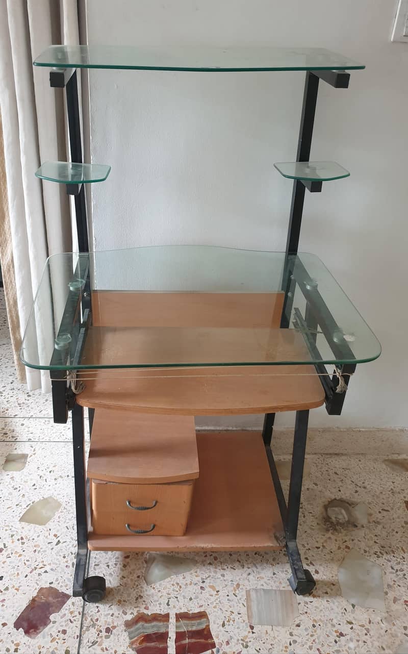 computer trolley 2