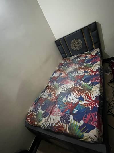 Single bed with mattress