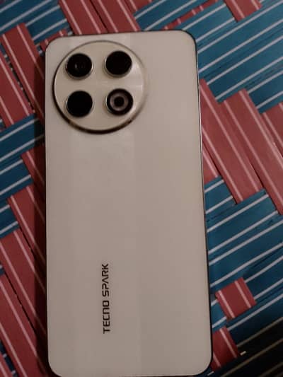 Tecno SPARK 30 Pro 8+8gb ram 128gb complete saman
