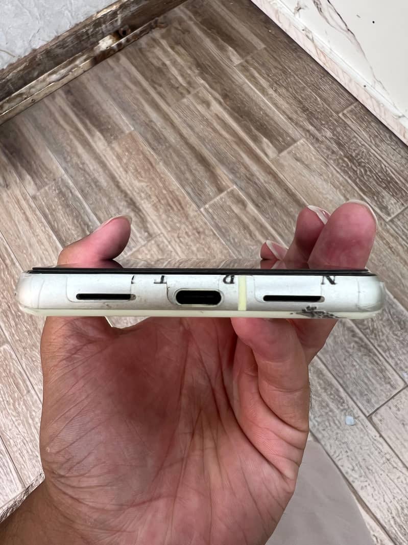 Google Pixel 7 3
