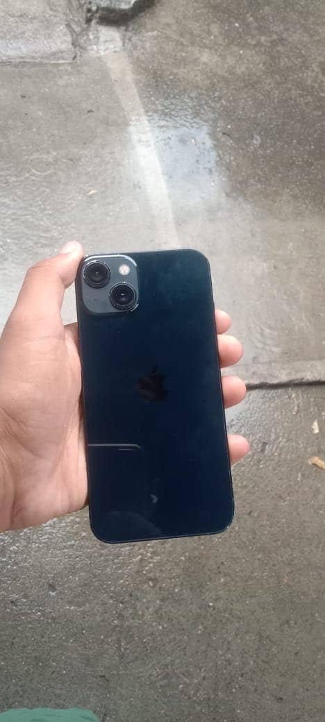 Apple iPhone 13 2