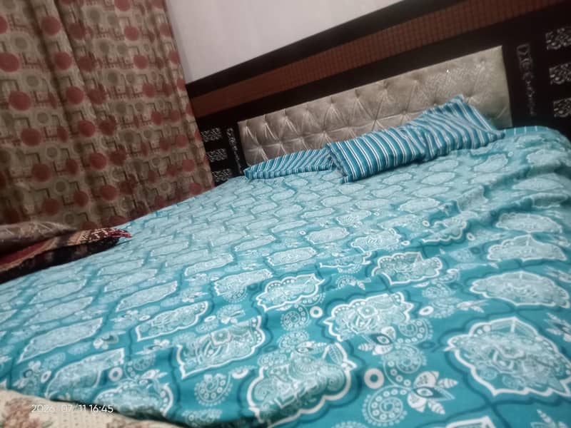 Bed , dressing and two side table 0