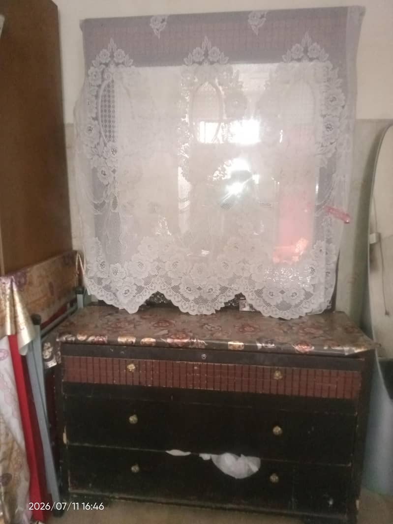 Bed , dressing and two side table 2