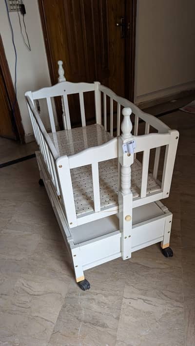 Wooden Baby Cot / Cradle with Mosquito Net & Storage Drawer