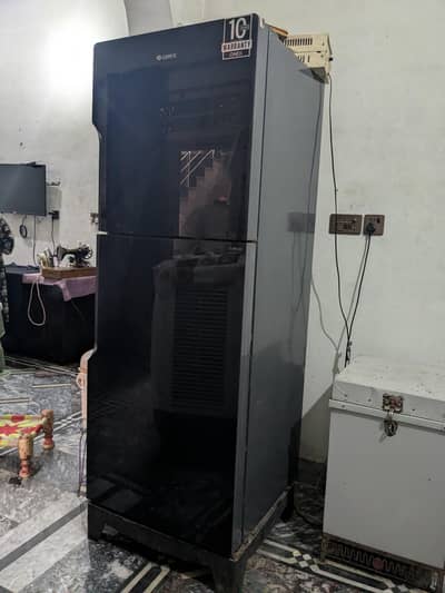 gree refrigerator jambo size