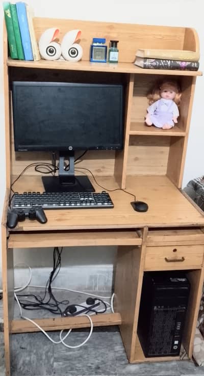 Computer Table for sale