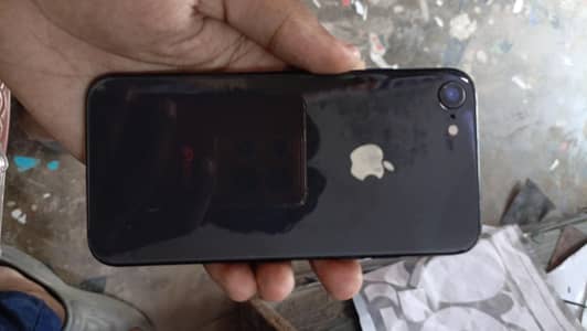 Apple iPhone 8