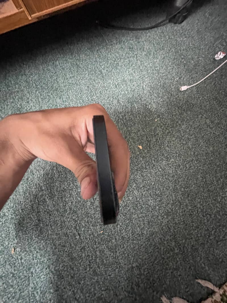 Apple iPhone 13 3