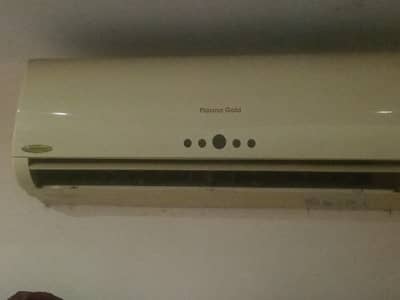 Working Ac for sale. Working condition