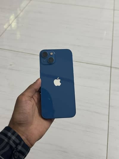Apple iPhone 13
