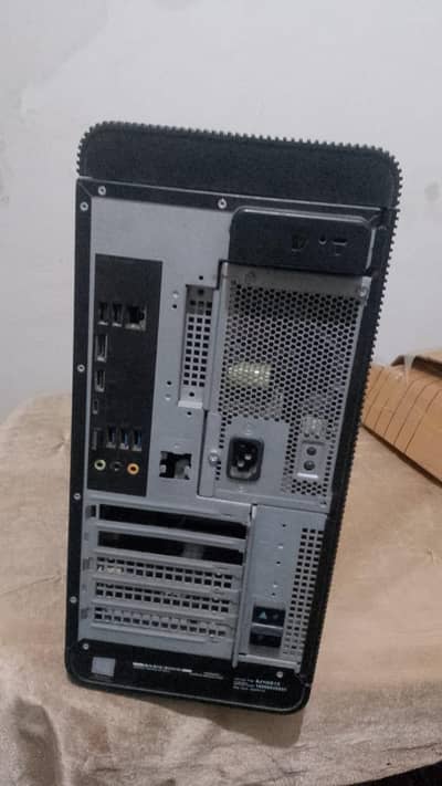 i5 9th Gen 500 GB SSD , 12 GB DDR4 ram ( Z370 MoBo) 430 watt power s
