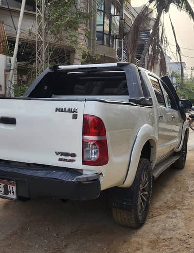Toyota Hilux Vigo 2012 champ
