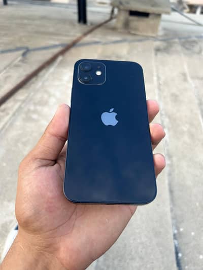 Apple iPhone 12