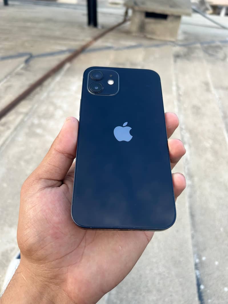 Apple iPhone 12 0