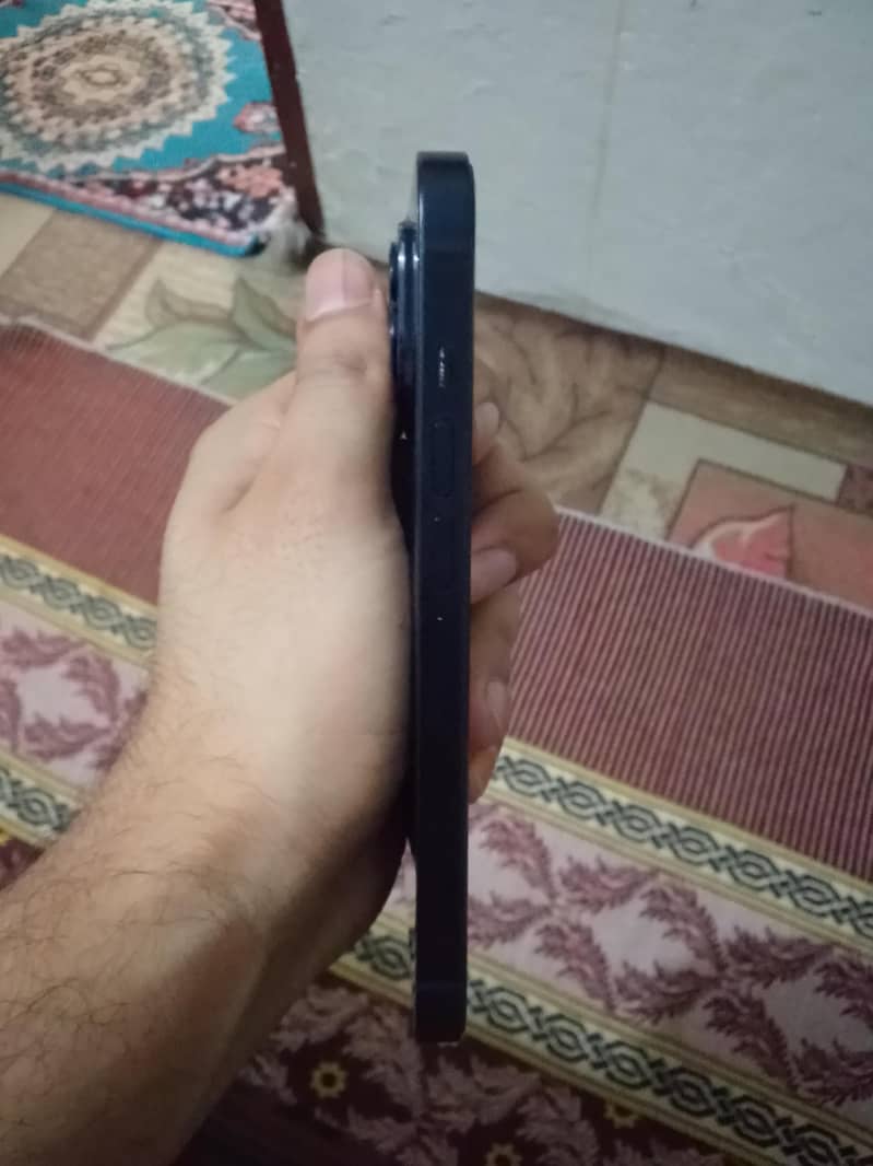 Apple iPhone 14 2