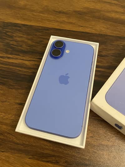 Apple iPhone 16