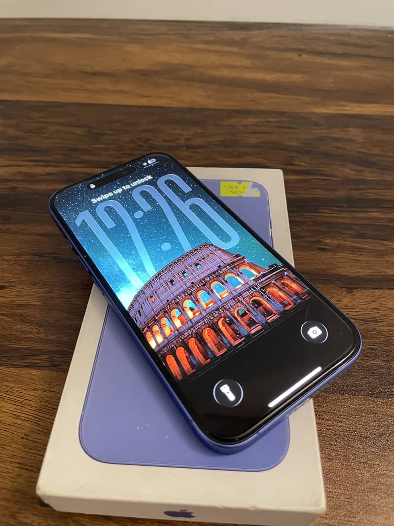 Apple iPhone 16 1