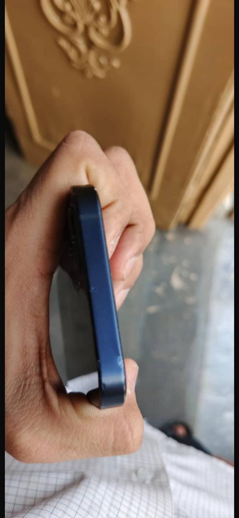 Apple iPhone 12 4