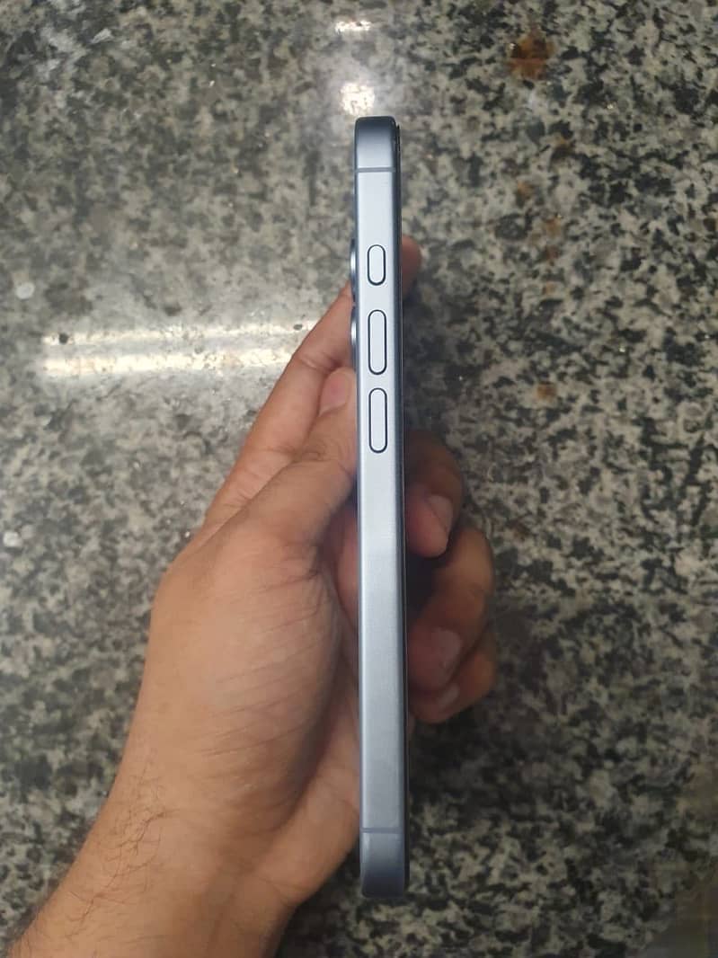Apple iPhone 17 3