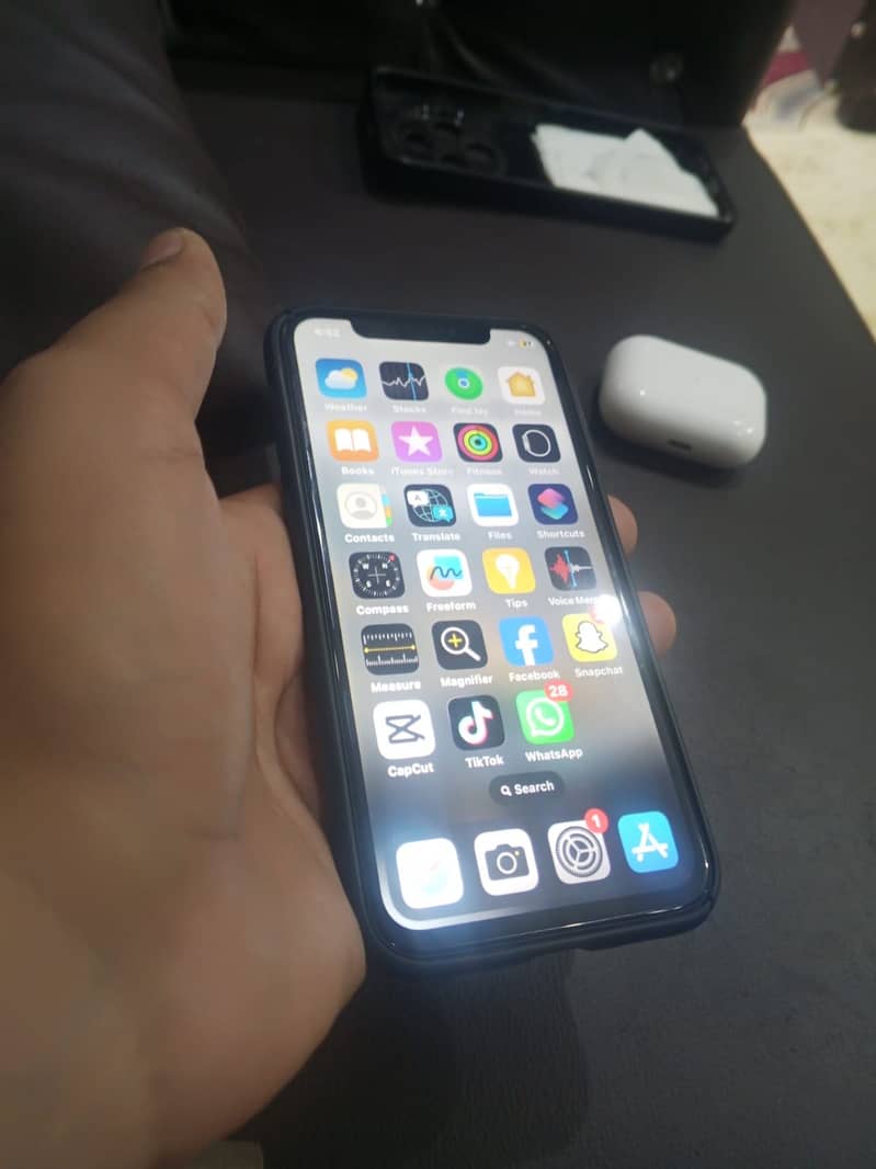 iPhone X 3