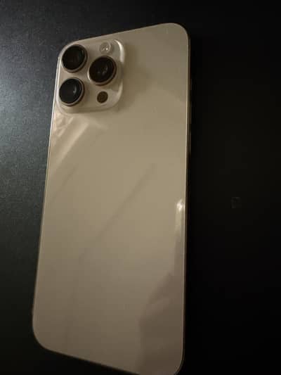 Apple iPhone 16 Pro Max