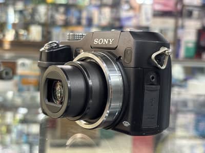 Sony digital camera DSC-V3 - In good condition