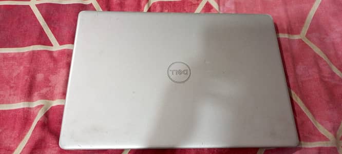Core 5 11 generation Ram 8 gb