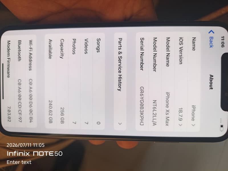 Apple iPhone XS Max 7