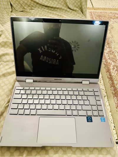 Medion Laptop german brand 10/10 condition