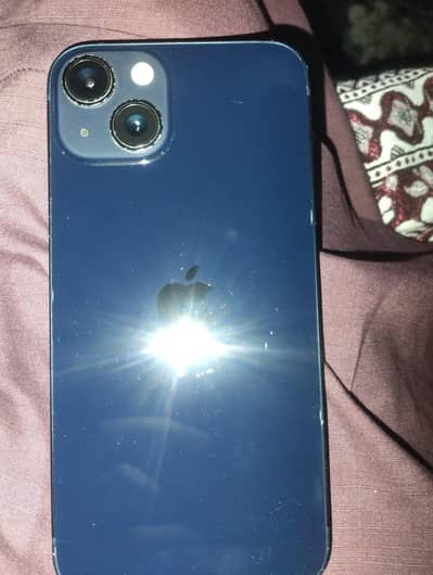 Apple iPhone 13