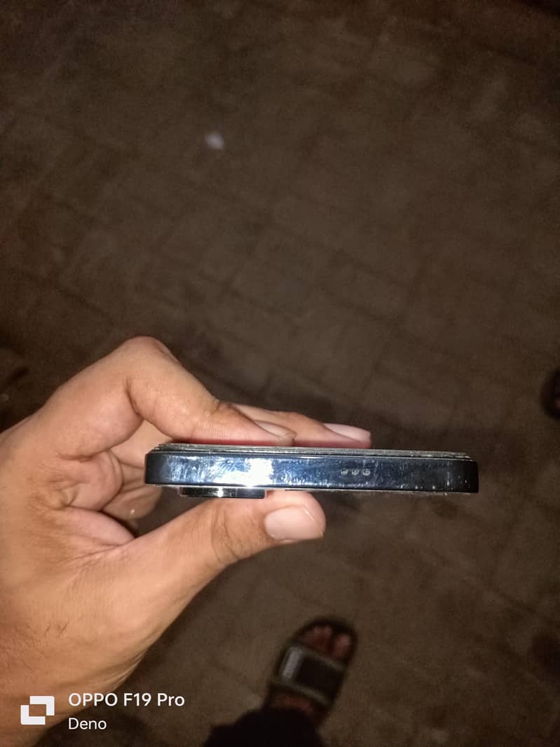 camon 20 4