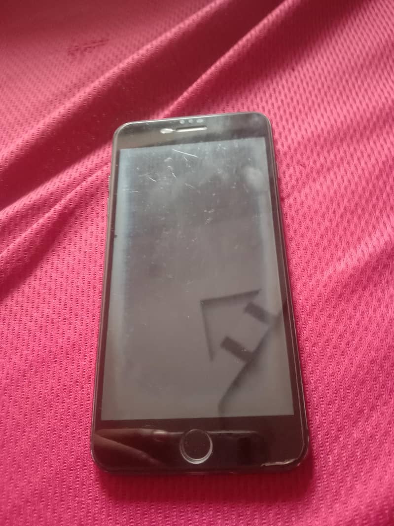 Apple iPhone 7 Plus 1