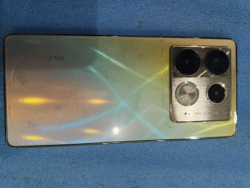 Infinix Note 40 5