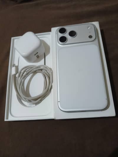 Apple iPhone 17 Pro Max jv