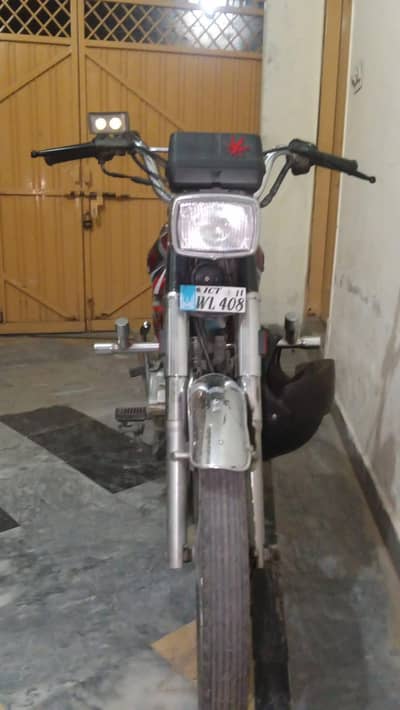 Honda 125cg available 2011 model