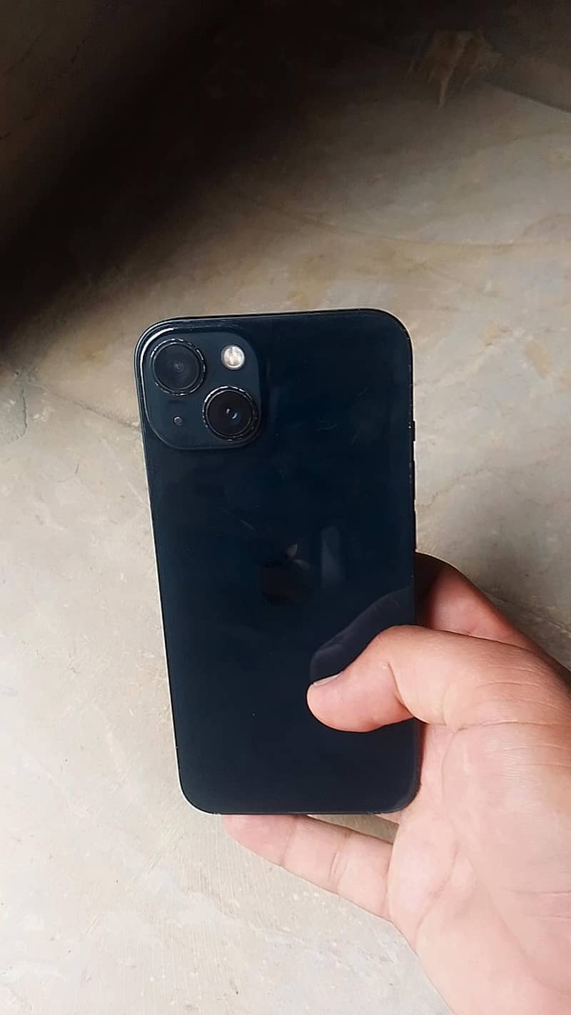 Apple iPhone 13 0
